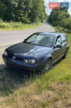 Хэтчбек Volkswagen Golf 2000 в Виноградове