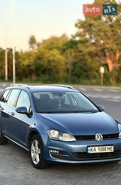 Универсал Volkswagen Golf 2013 в Киеве