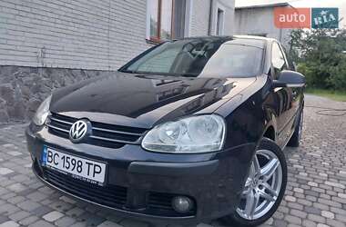 Хэтчбек Volkswagen Golf 2006 в Ходорове