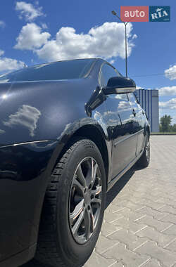 Хэтчбек Volkswagen Golf 2006 в 