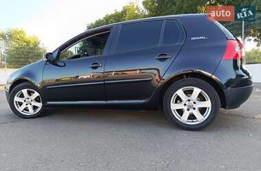 Хэтчбек Volkswagen Golf 2006 в Белгороде-Днестровском