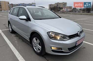Универсал Volkswagen Golf 2016 в Дунаевцах