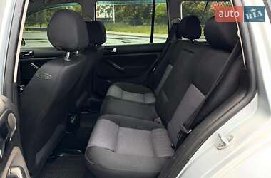 Универсал Volkswagen Golf 2001 в 