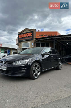 Хетчбек Volkswagen Golf 2014 в Черкасах