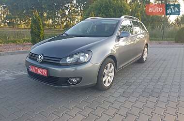Універсал Volkswagen Golf 2009 в Житомирі