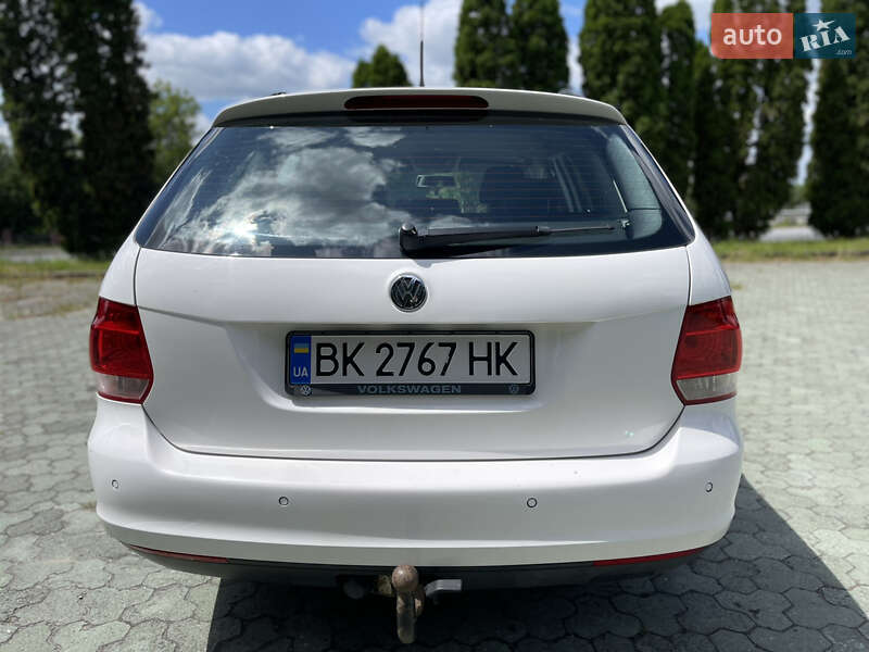 Универсал Volkswagen Golf 2008 в Ровно