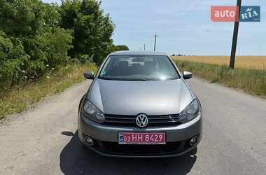 Хэтчбек Volkswagen Golf 2009 в Гайвороне