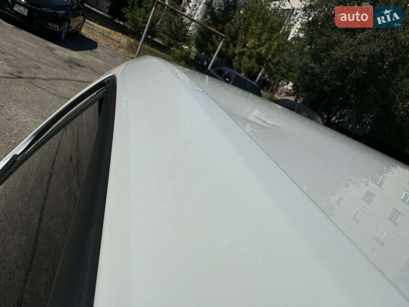 Хетчбек Volkswagen Golf 2013 в Харкові