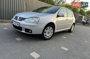 Хэтчбек Volkswagen Golf 2006 в 