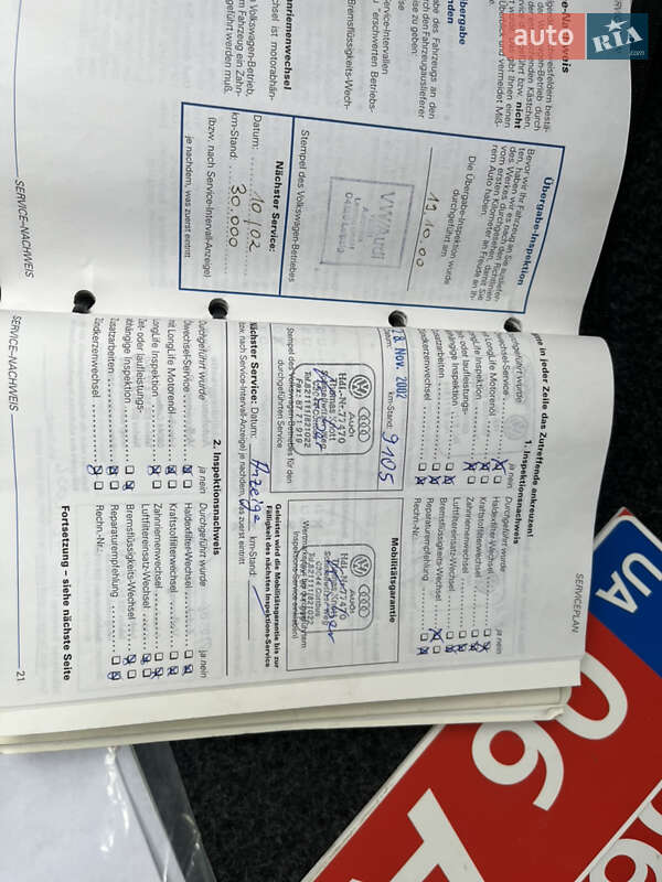 Хетчбек Volkswagen Golf 2000 в Звягелі