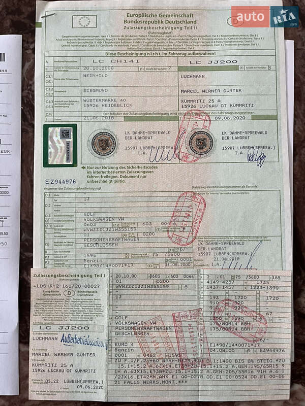 Хетчбек Volkswagen Golf 2000 в Звягелі