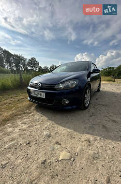 Хэтчбек Volkswagen Golf 2010 в Ивано-Франковске