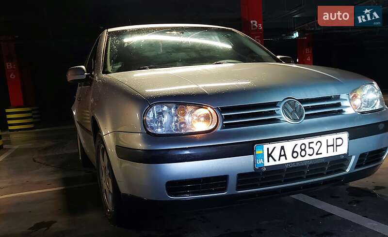 Volkswagen Golf 2001