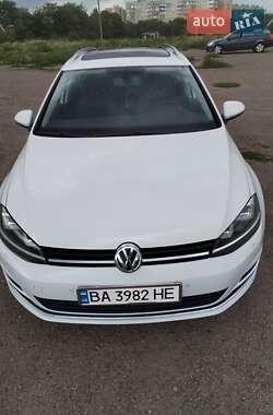 Універсал Volkswagen Golf 2013 в Долинській