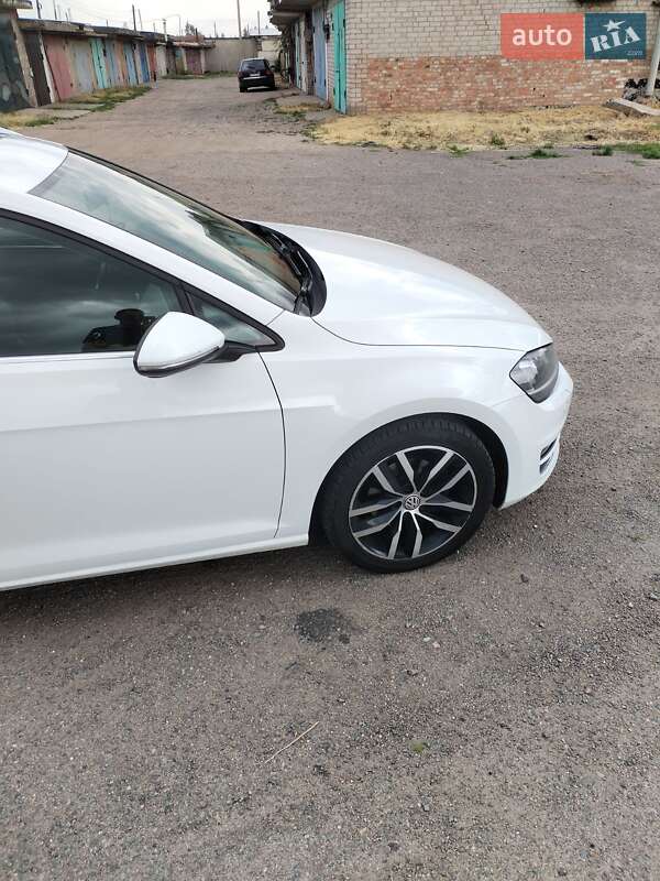 Универсал Volkswagen Golf 2013 в Долинской фото 11 Универсал Volkswagen Golf 2013 в Долинской