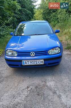 Хетчбек Volkswagen Golf 1997 в Монастириській