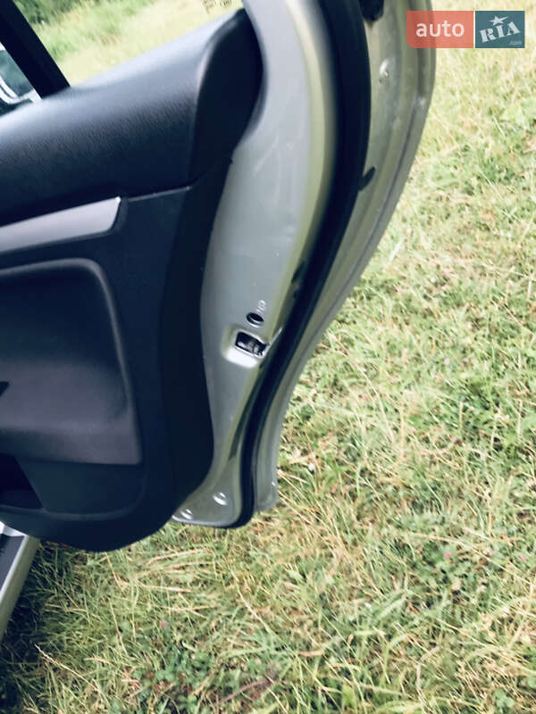 Универсал Volkswagen Golf 2010 в Тернополе фото 33 Универсал Volkswagen Golf 2010 в Тернополе