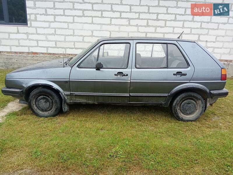 Хетчбек Volkswagen Golf 1987 в Рівному