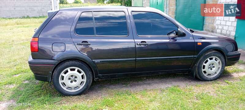 Хэтчбек Volkswagen Golf 1993 в Березане фото 2 Хэтчбек Volkswagen Golf 1993 в Березане