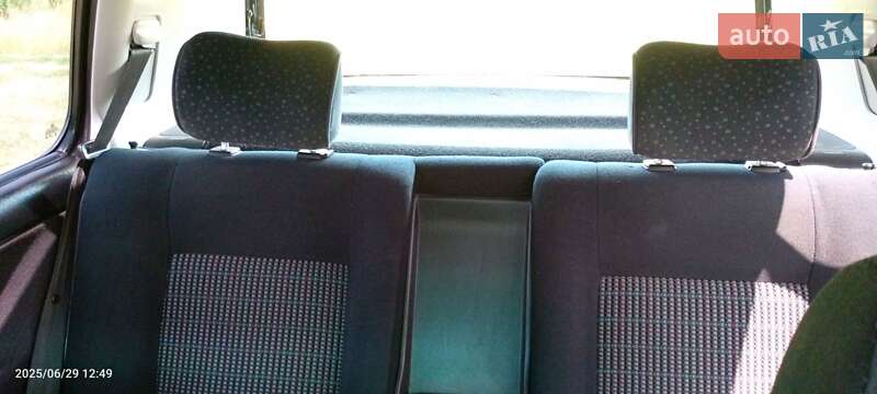 Хэтчбек Volkswagen Golf 1993 в Березане фото 11 Хэтчбек Volkswagen Golf 1993 в Березане