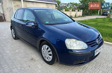 Хетчбек Volkswagen Golf 2004 в Одесі