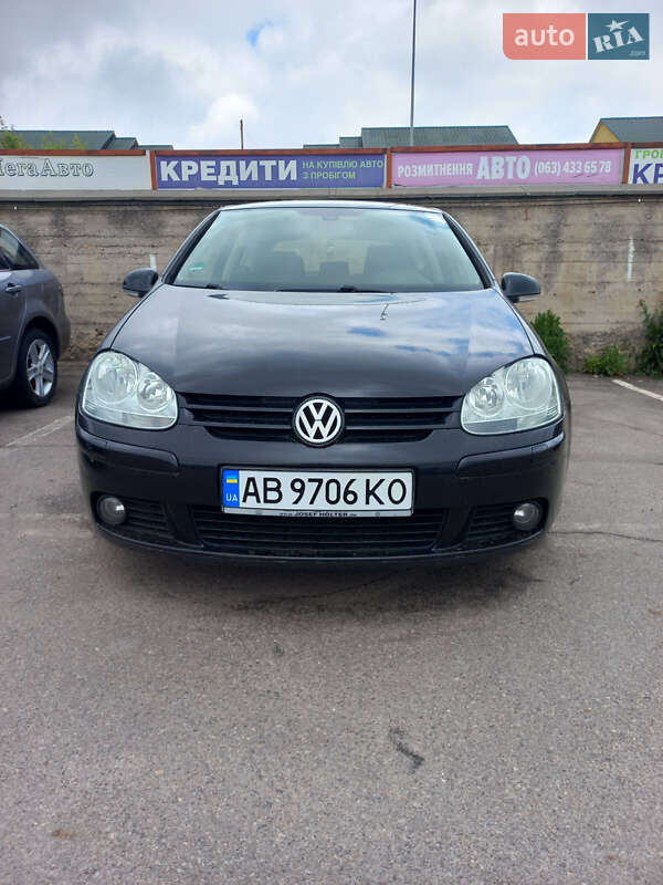 Хетчбек Volkswagen Golf 2006 в Вінниці