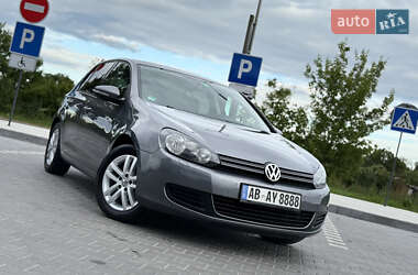 Хетчбек Volkswagen Golf 2009 в Володимирі