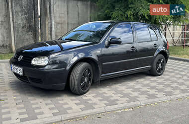Хэтчбек Volkswagen Golf 2001 в Лубнах
