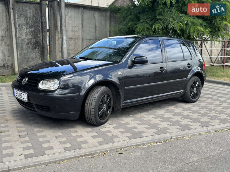 Volkswagen Golf 2001
