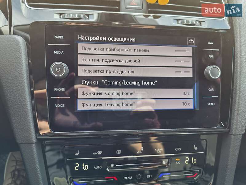 Хэтчбек Volkswagen Golf 2017 в Мукачево