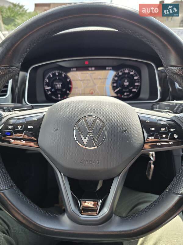 Хэтчбек Volkswagen Golf 2017 в Мукачево