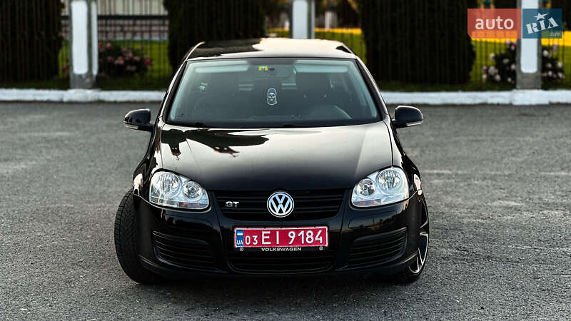Хетчбек Volkswagen Golf 2007 в Дубні