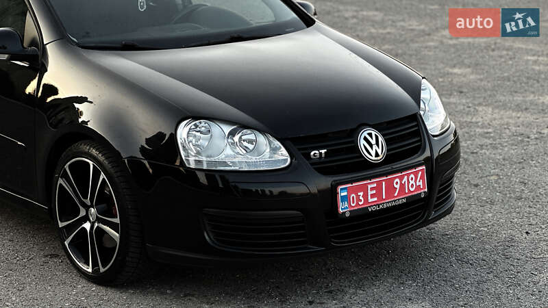 Хетчбек Volkswagen Golf 2007 в Дубні