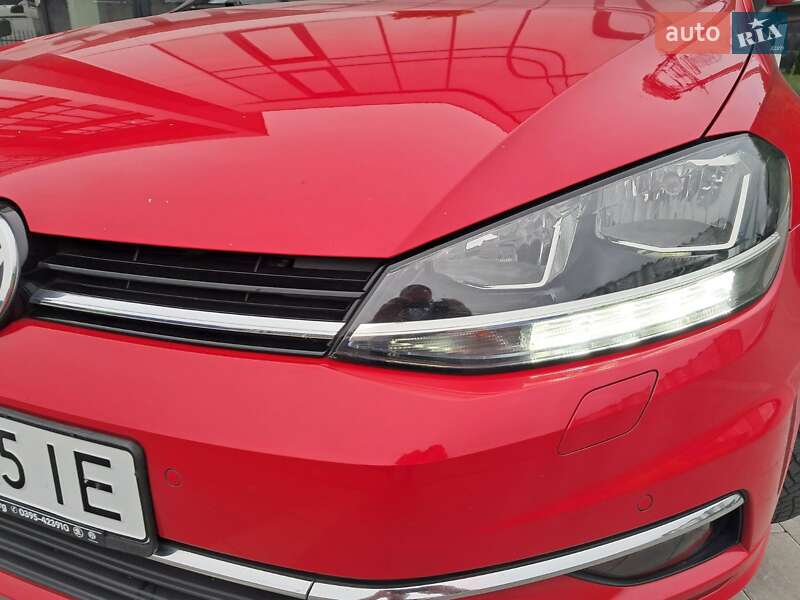 Универсал Volkswagen Golf 2019 в Ивано-Франковске