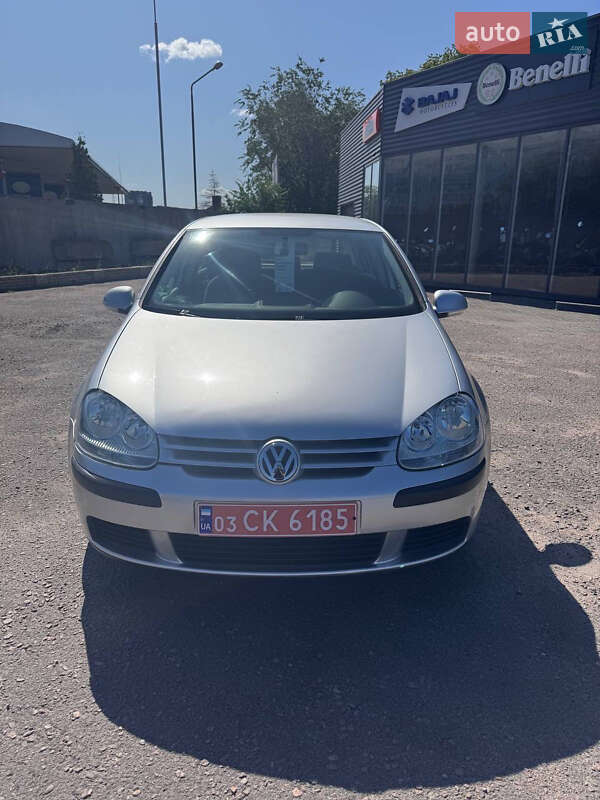 Volkswagen Golf 2005