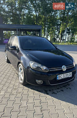 Хетчбек Volkswagen Golf 2009 в Львові