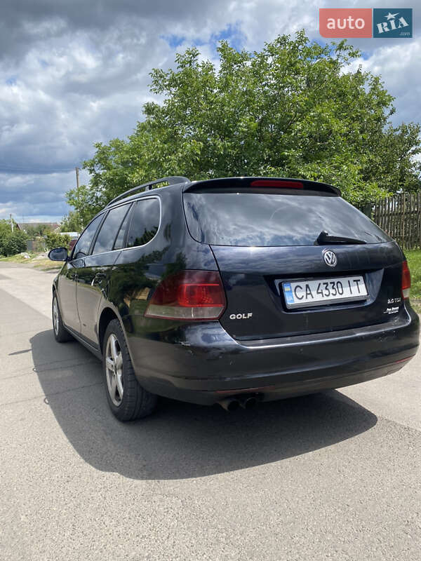 Універсал Volkswagen Golf 2011 в Дніпрі