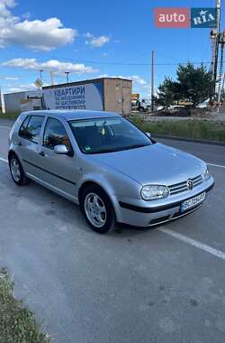 Хэтчбек Volkswagen Golf 2000 в Ровно