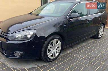 Універсал Volkswagen Golf 2010 в Краматорську