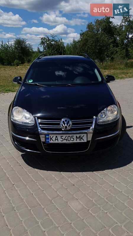 Універсал Volkswagen Golf 2008 в Теплику