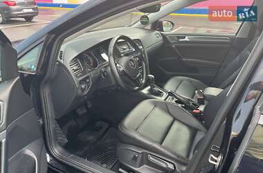 Универсал Volkswagen Golf 2019 в Новомиргороде