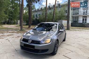 Хэтчбек Volkswagen Golf 2010 в Полтаве