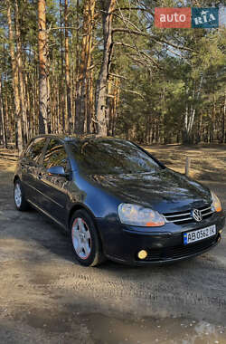 Хетчбек Volkswagen Golf 2004 в Краматорську