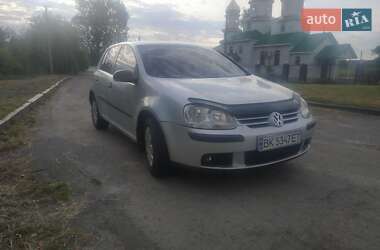 Хетчбек Volkswagen Golf 2006 в Костопілі