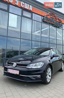 Универсал Volkswagen Golf 2019 в Ужгороде