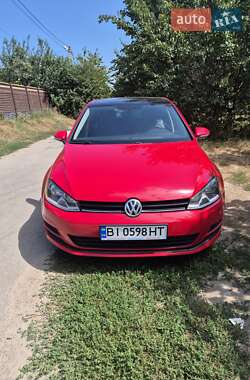 Хэтчбек Volkswagen Golf 2015 в Полтаве