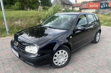 Хетчбек Volkswagen Golf 2000 в Миколаєві