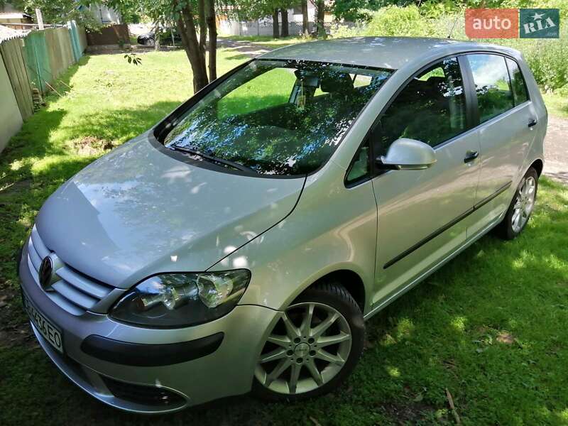 Volkswagen Golf 2005