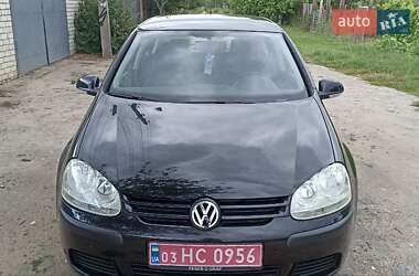 Хэтчбек Volkswagen Golf 2005 в Харькове