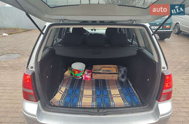 Універсал Volkswagen Golf 2004 в 